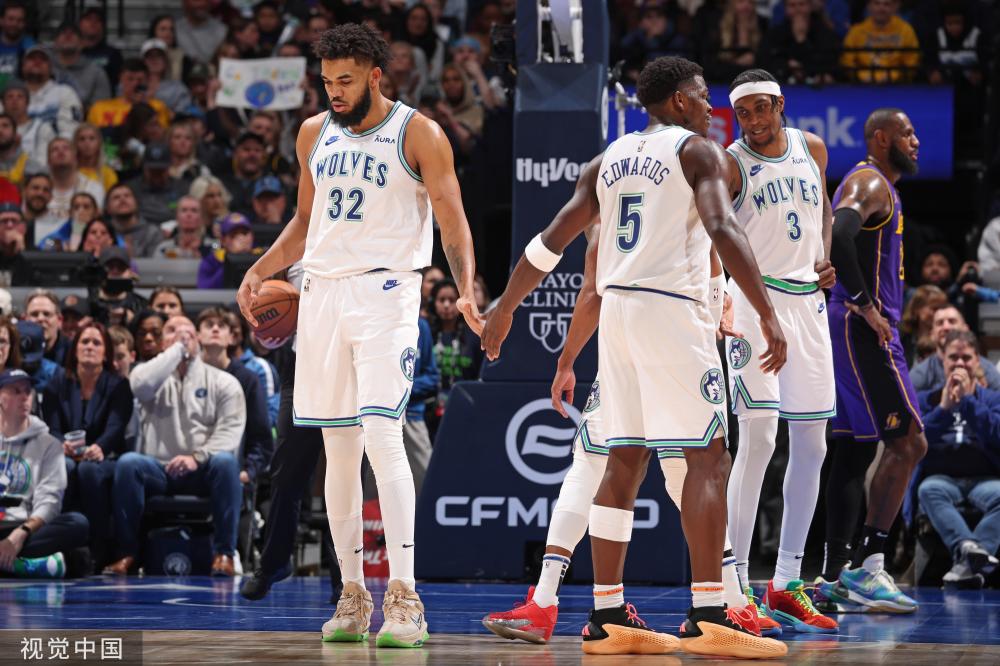 功臣退休 功臣退休