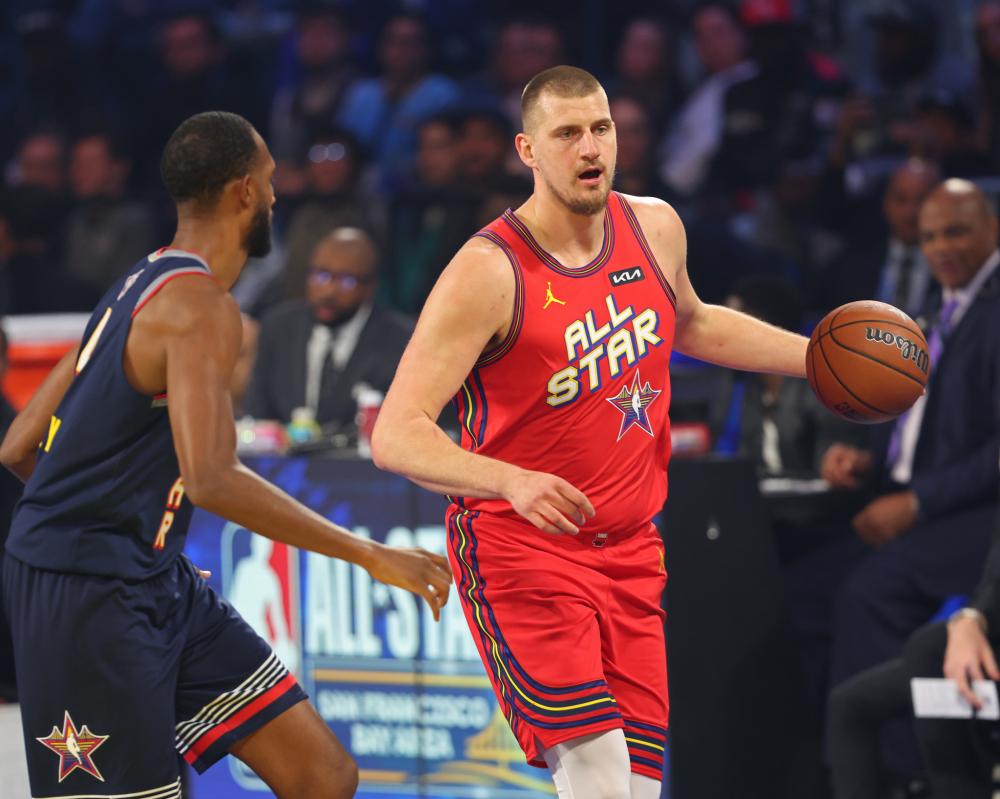 守球员后送 守球员后送