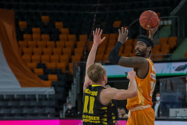 詹姆斯作为 詹姆斯作为