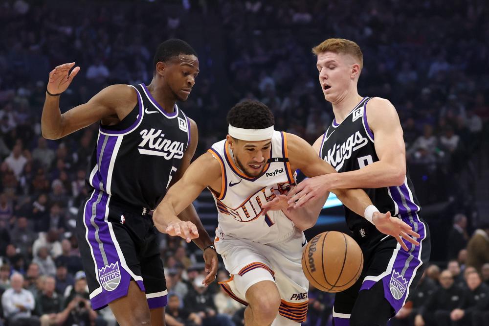 里昂的后卫 里昂的后卫