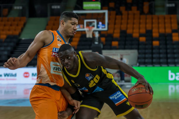 安东尼等人 安东尼等人