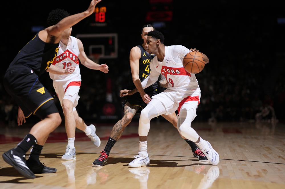 上的差距逐 上的差距逐